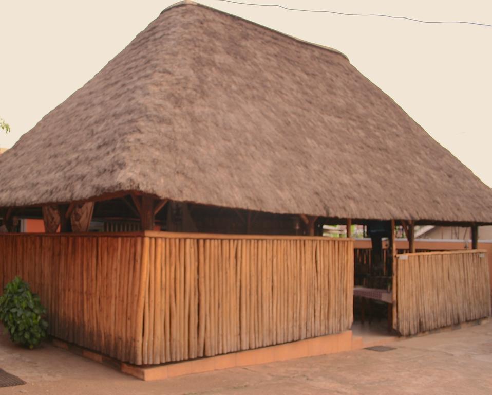 Hotel Acacia Kampala Ngoại thất bức ảnh