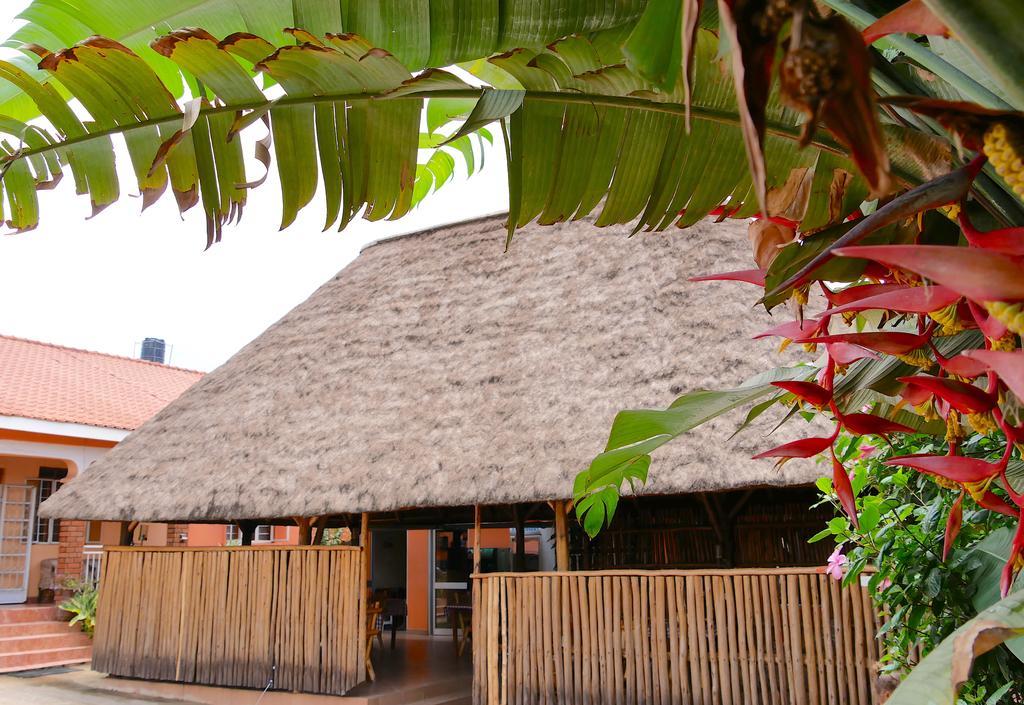 Hotel Acacia Kampala Ngoại thất bức ảnh