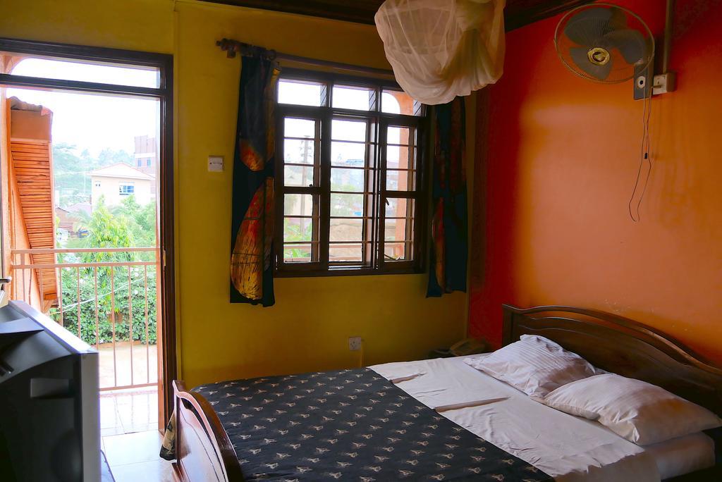 Hotel Acacia Kampala Ngoại thất bức ảnh